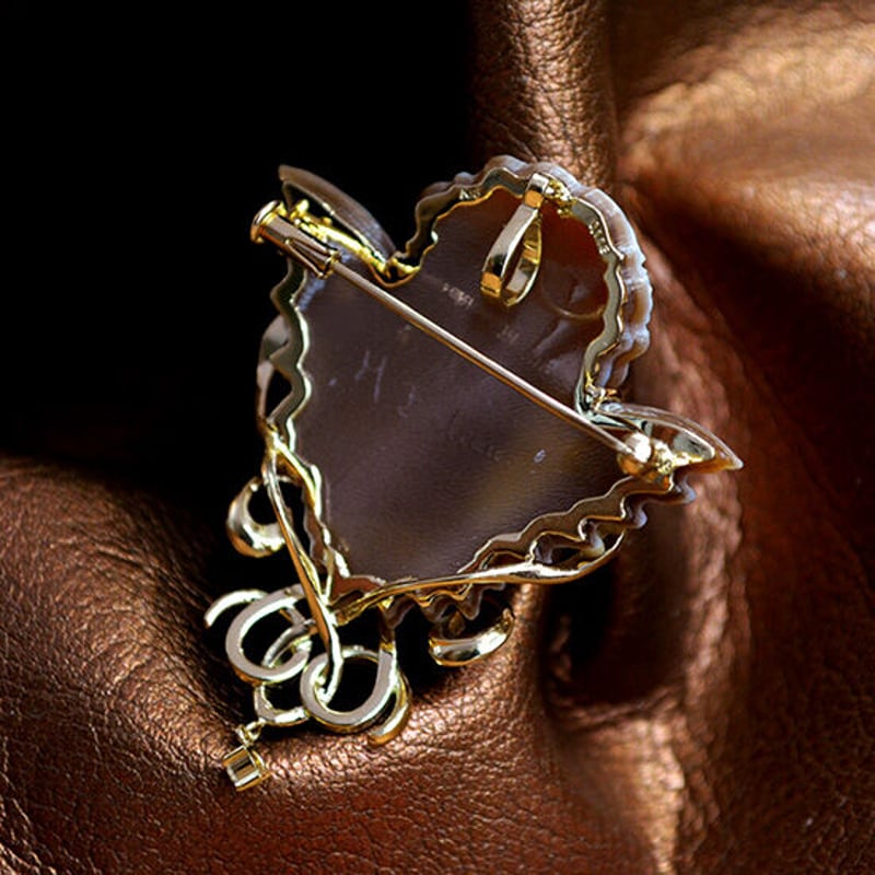 美しいデザイナーズアートカメオ製品 カメオブローチ＆ネックレス