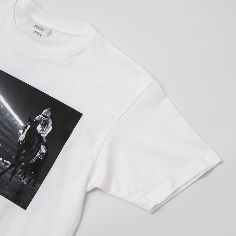 イクイノックス引退記念グラフィカルTシャツCパターン（白/White