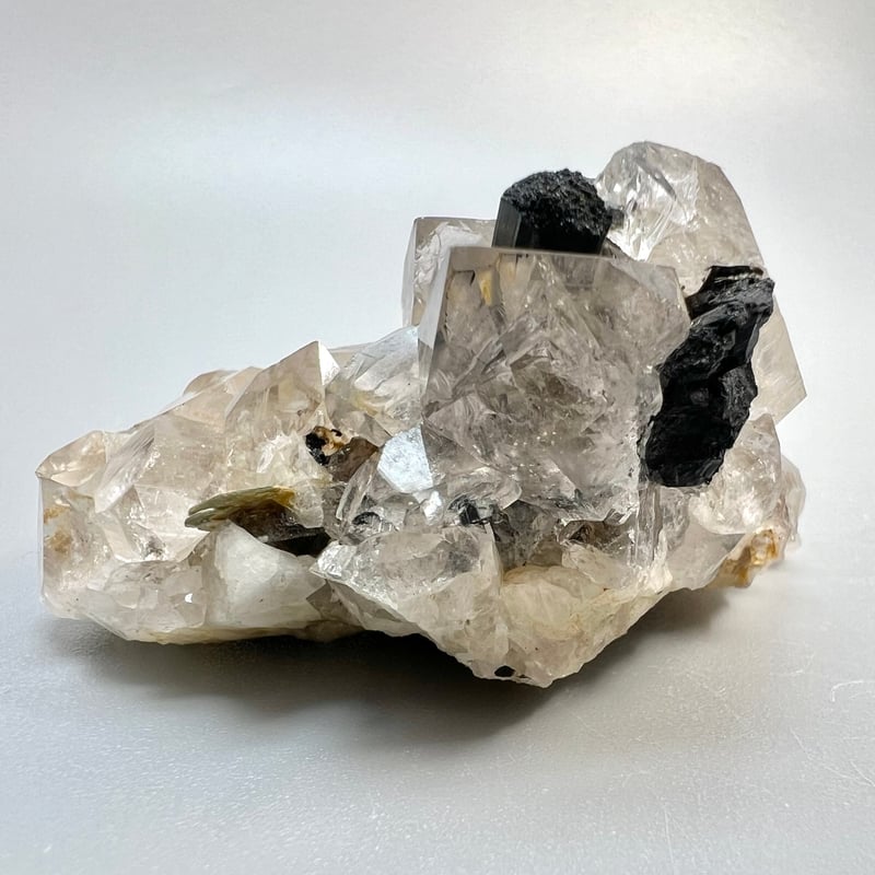 ガネッシュヒマール産】ブラックトルマリンイン天然ヒマラヤ水晶