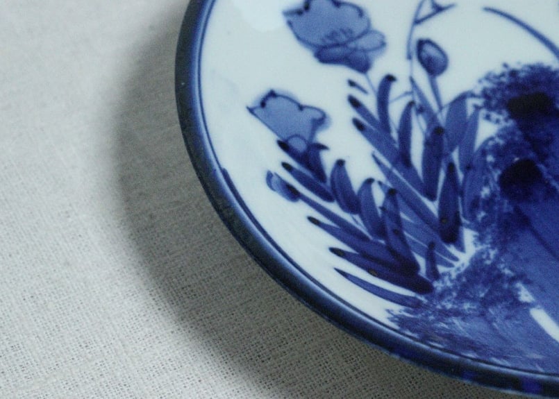 明治前期染付桔梗に菊とススキ図6寸皿 | 吉祥寺PukuPuku