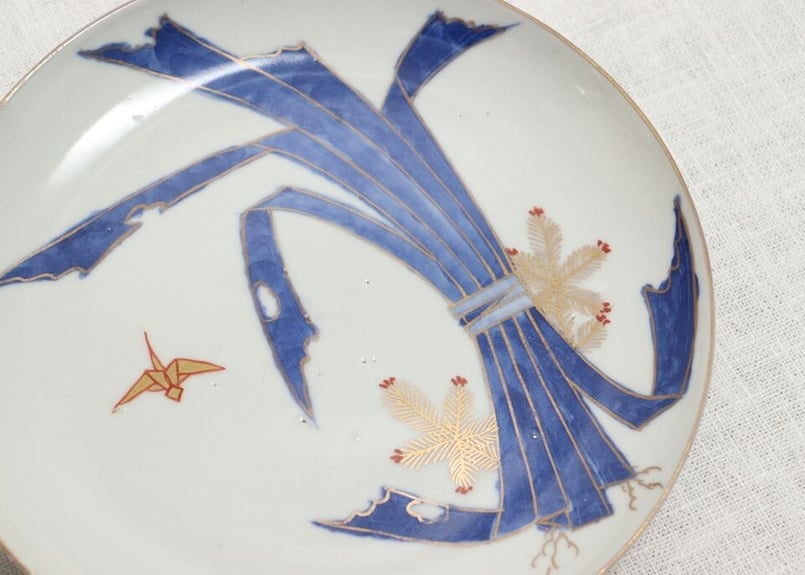 明治前期金彩染付束ね熨斗と松鶴図6寸皿 | 吉祥寺PukuPuku