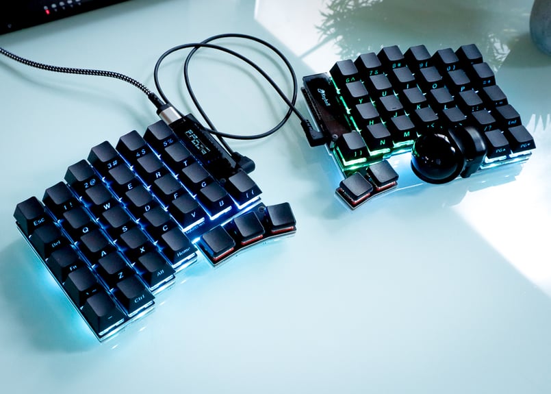 Keyball61 黒／白 | Shirogane Lab