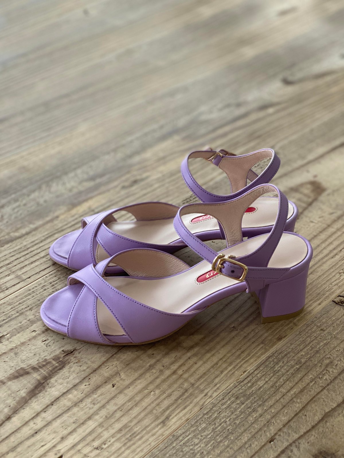 小さいサイズ21cm,21.5cm限定 ] クロスベルトサンダル #ラベンダー