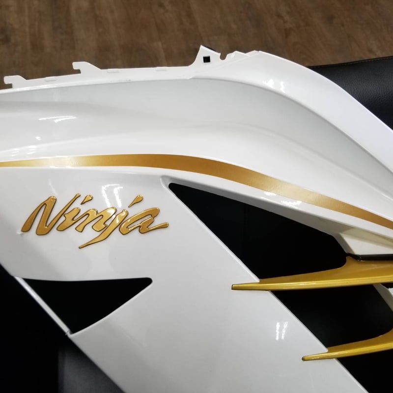 ZX-14R専用サイドカウルラインデカール(メタリックカラー) | Micrographic