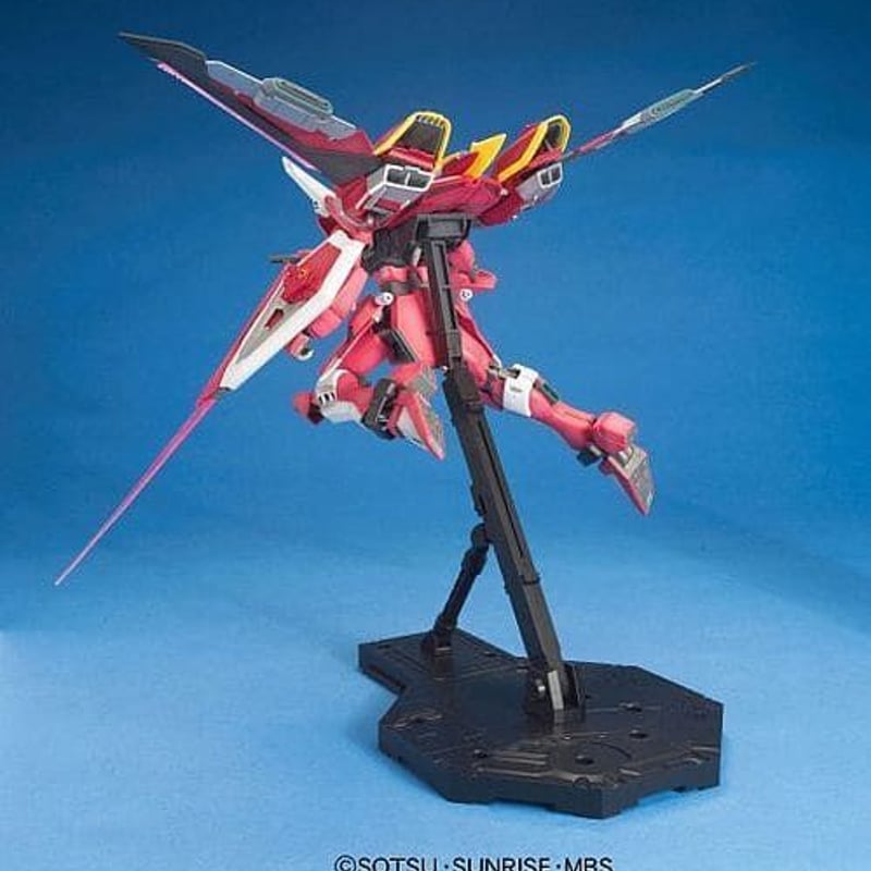 ガンダムSEED DESTINY BANDAI MG 1/100 インフィニットジャスティスガ