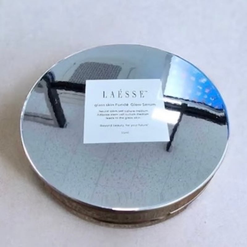 LAESSE glass skin Funde Glow Serum(美容液クッションファンデ
