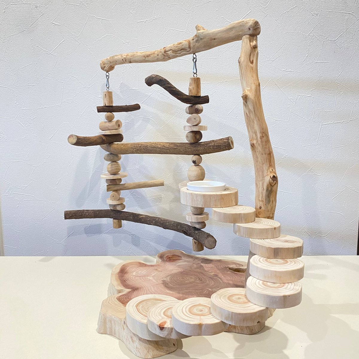 ブランコと螺旋階段のバードアスレチック【インコのおもちゃ・自然木の