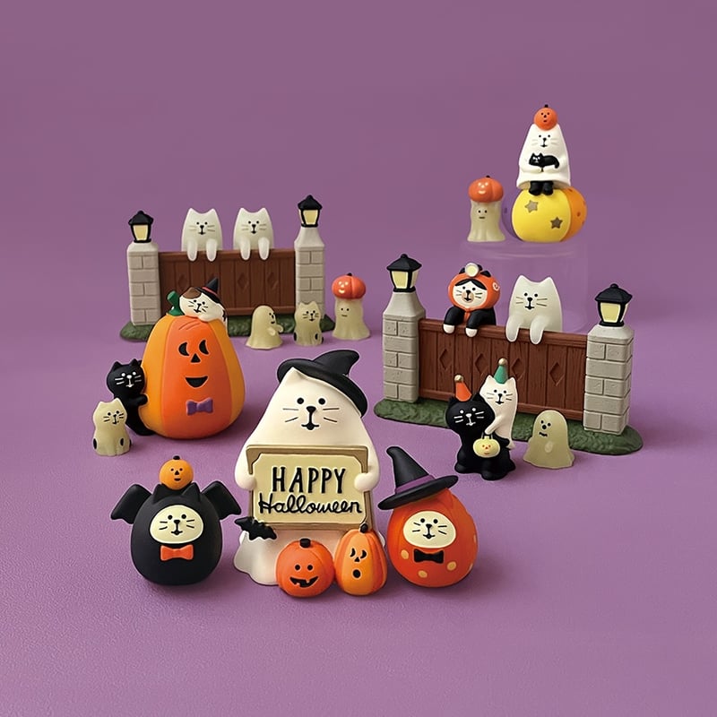 おばけにゃんこ(かぼちゃでまったり) 【おばけなにゃんこたち