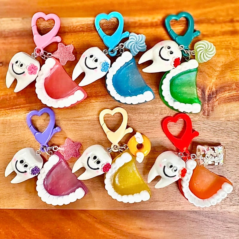 大人気／入れ歯キーホルダー | ほりでー&ぴいす