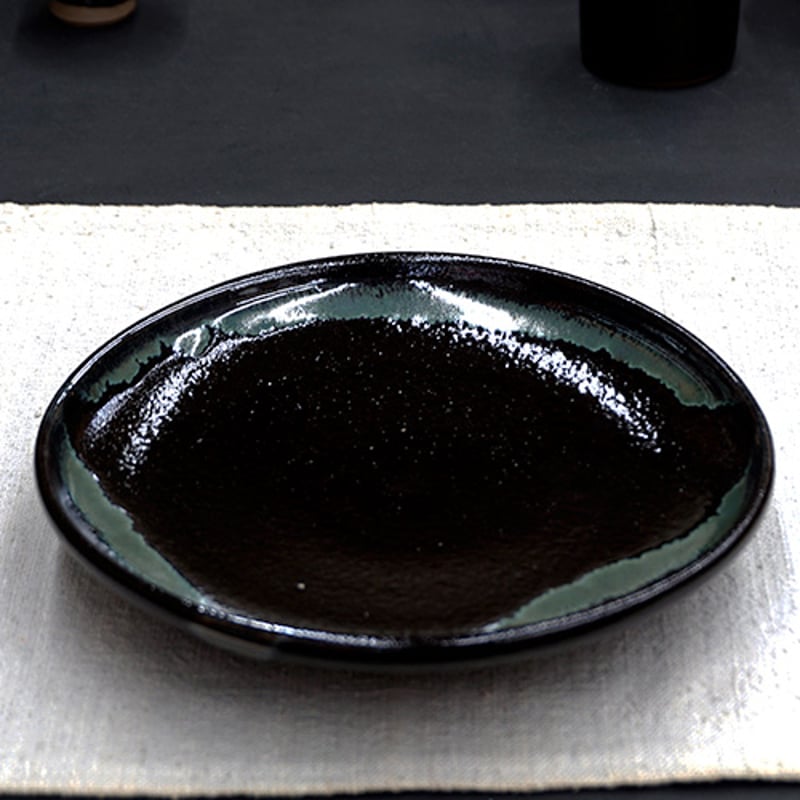 和食器 龍門司焼 大皿 18cm 黒釉青流 | うつわの店 クラフトなかつか