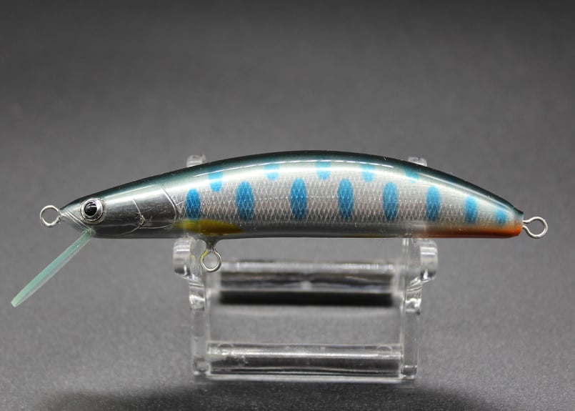 ハンドメイドルアー フローティング ヤマメ 9cm 【幾ミノー / IKU