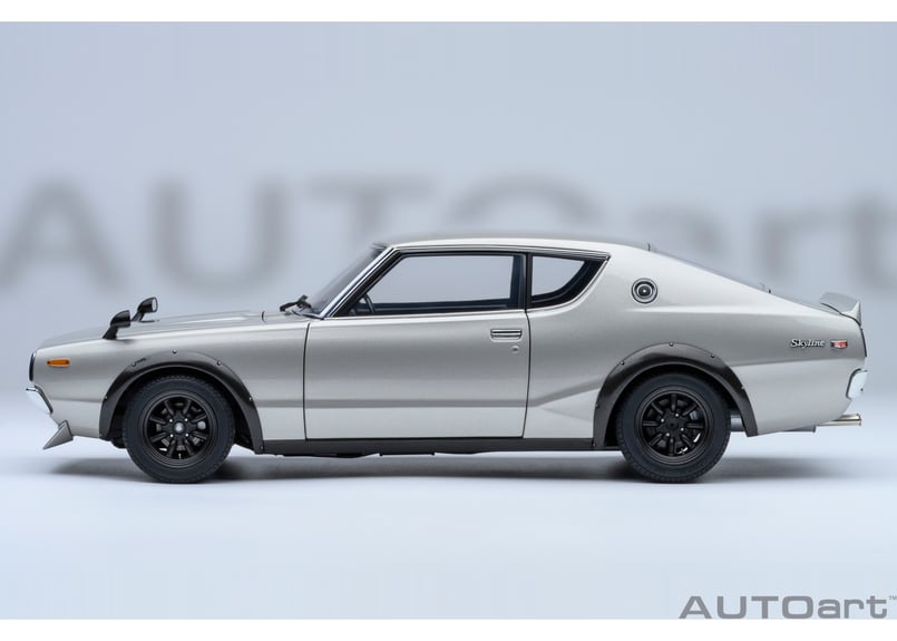 AUTOart 1/18 日産 スカイライン 2000GT-R （KPGC110） チューンド