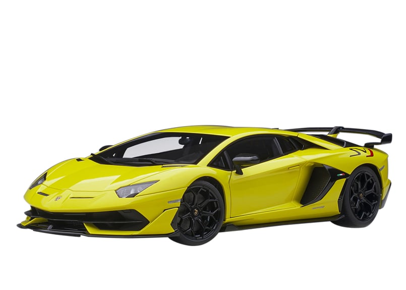 AUTOart 1/18 ランボルギーニ アヴェンタドール SVJ （パール