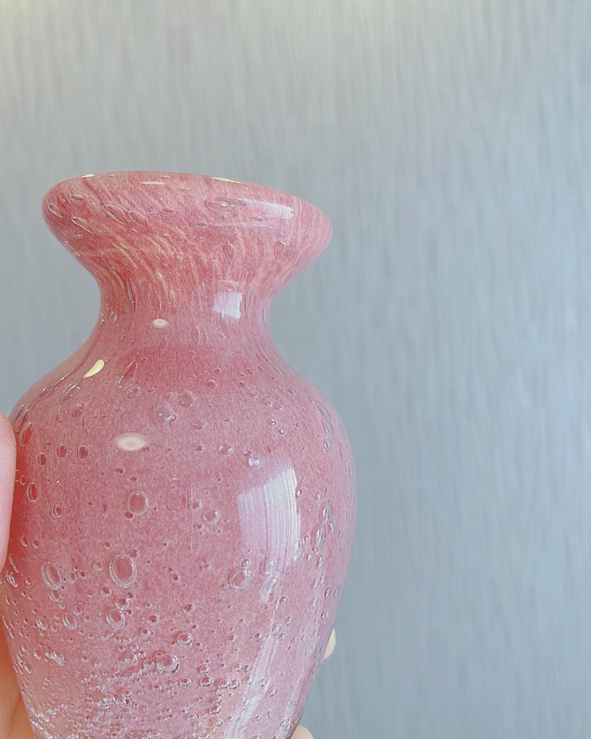 手吹きガラスフラワーベース（ピンク） | HANADEMOKAZAROW