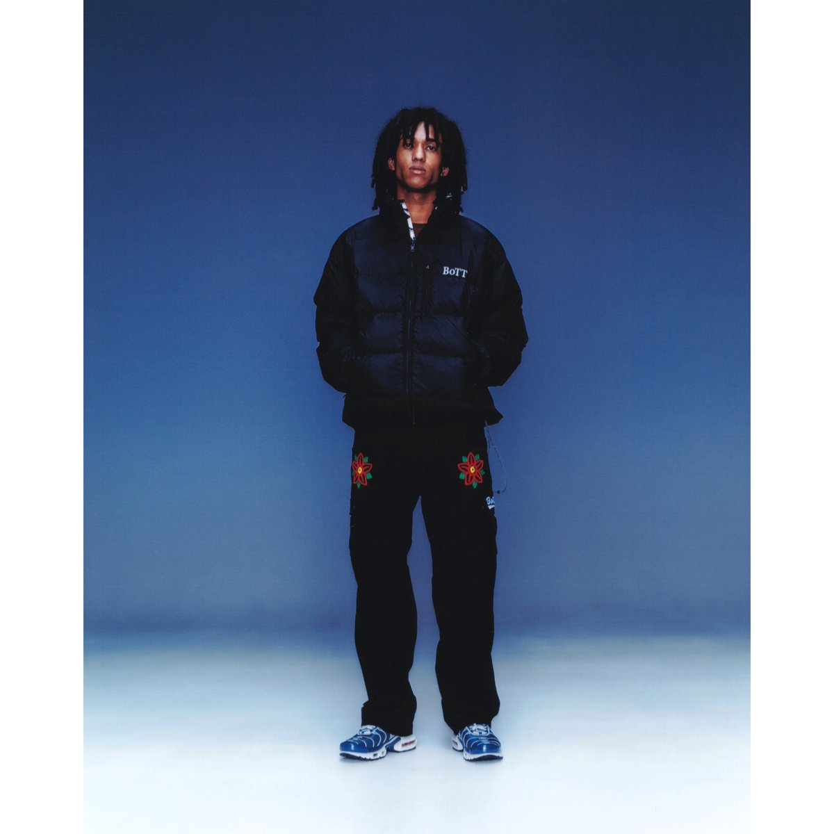 BoTT / REVERSIBLE DOWN JACKET / BLACK | Sophomore