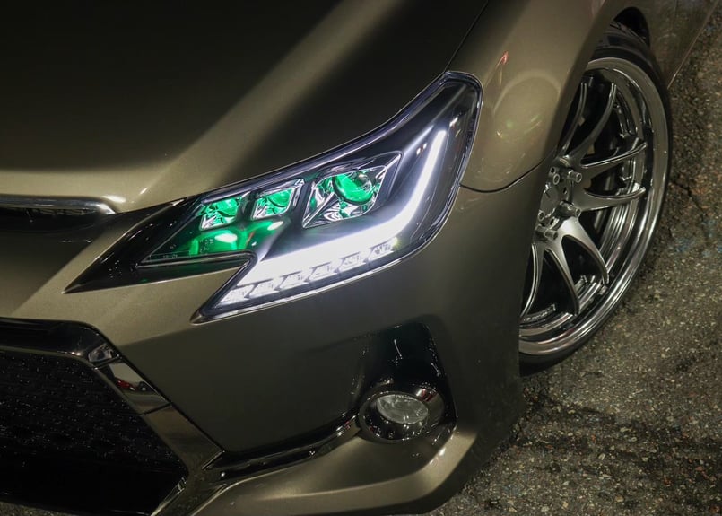 BRASH】TOYOTA GRX130 マークX / BRASH3眼カラーアイヘッドライト