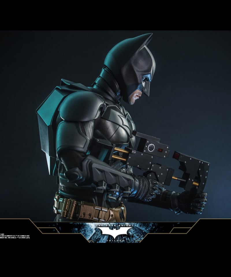 バットマン/ダークナイト・トリロジー:1/4スケール可動フィギュア