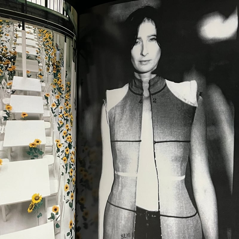 MAISON MARTIN MARGIELA STREET SPECIAL EDITION 1