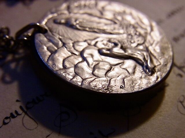 フランス アンティーク メダイ ルルドの泉 聖母マリア メダイ