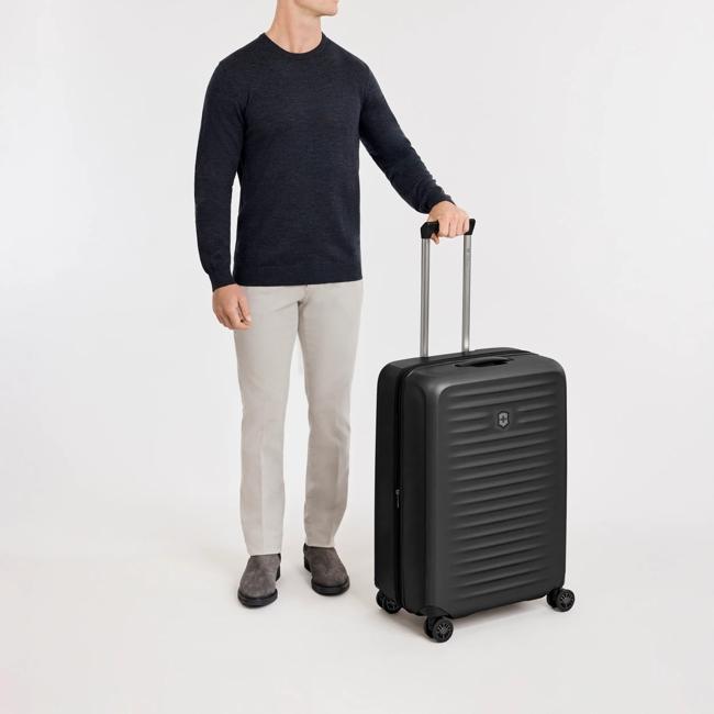 Victorinox Airox Advanced Medium Case in black - 612589