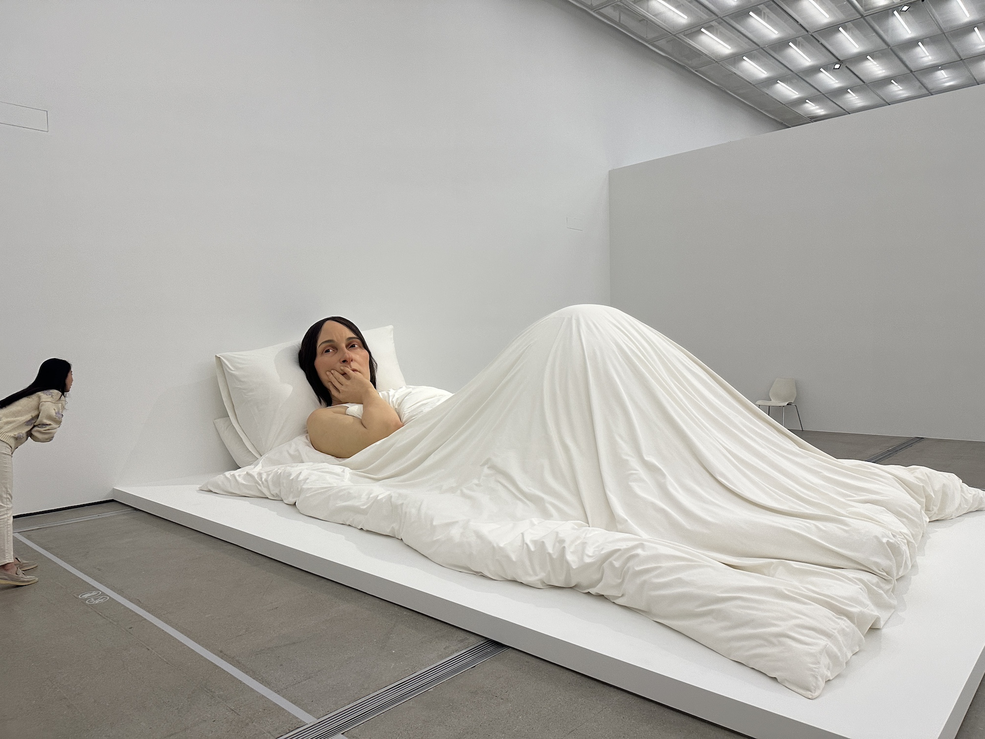 ロン・ミュエック、韓国初の大規模個展開催。国立現代美術館（MMCA