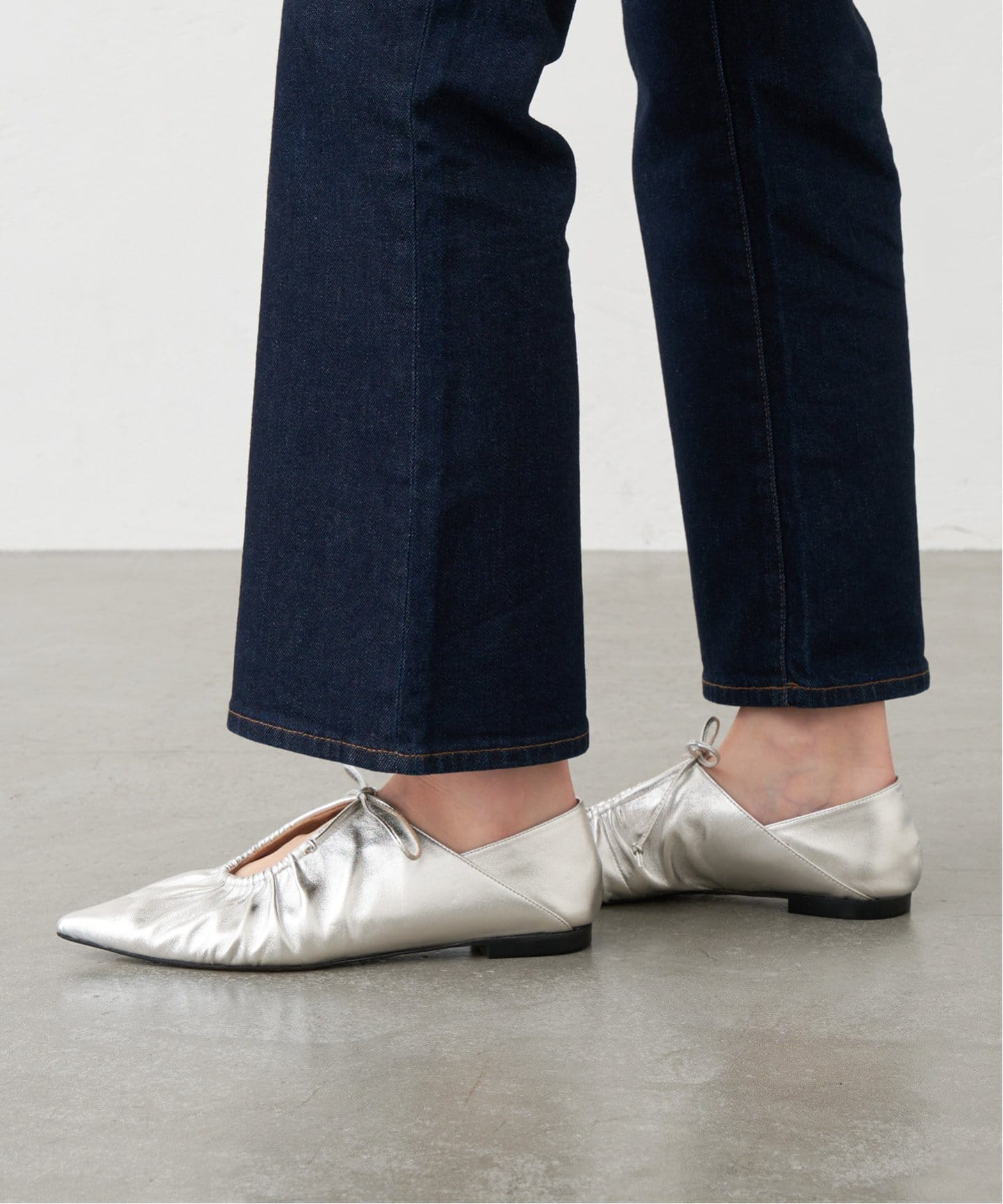 追加》MIDORI UEEDA×GRISEレザーポインテッドギャザーバブーシュ