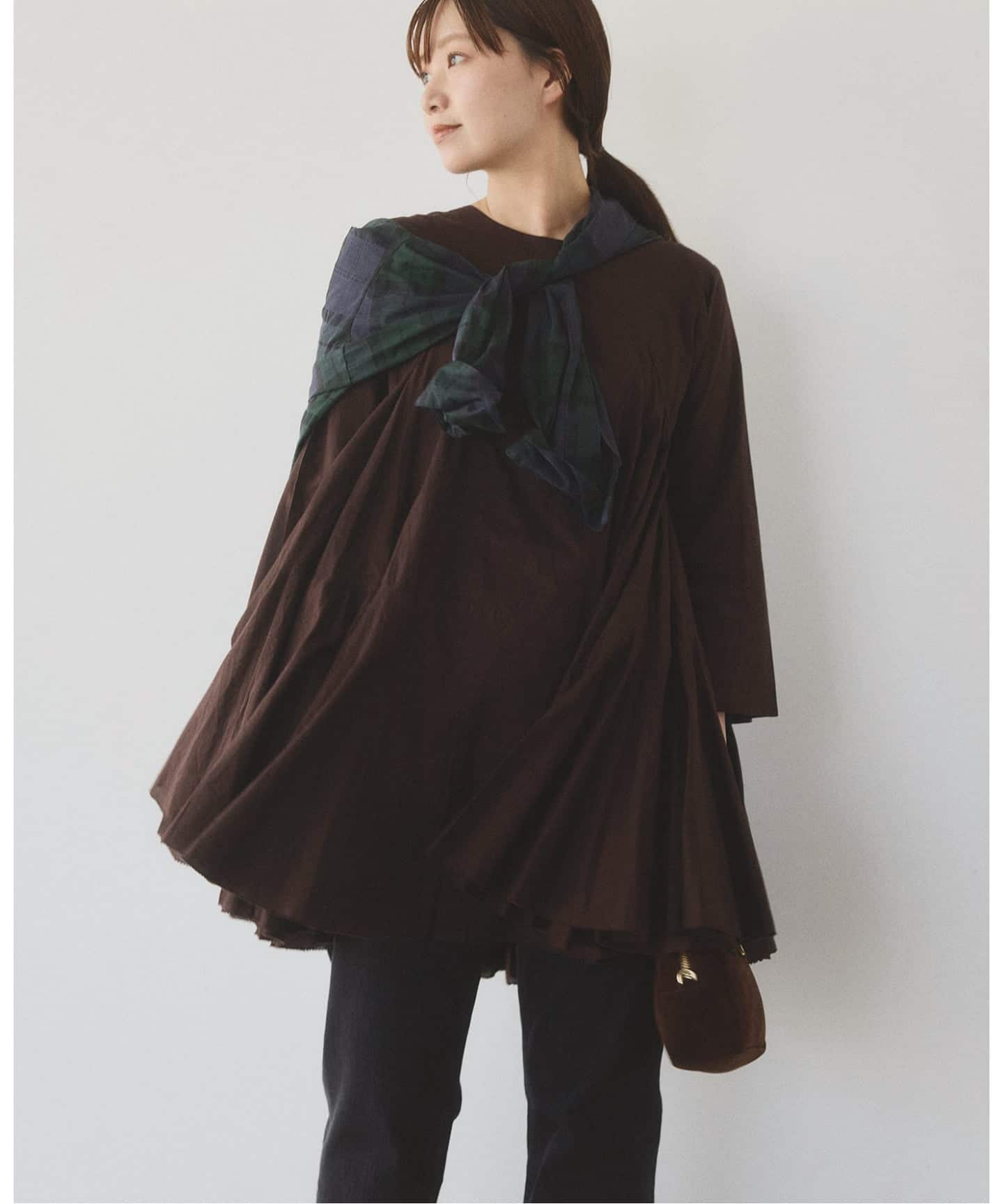 AAYUSHI/アユーシ 別注 ロングスリーブラッフルドレス（ワンピース