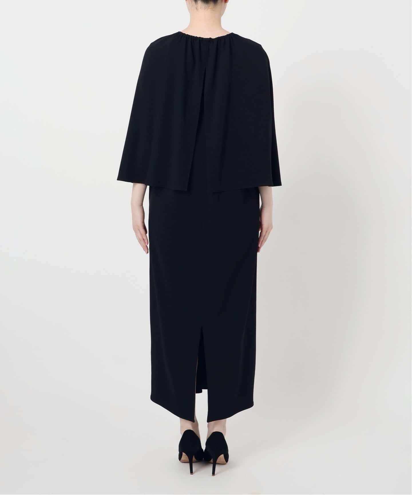 ACEPOLYバックサテンケープ風ワンピース（ワンピース）｜VERMEIL par