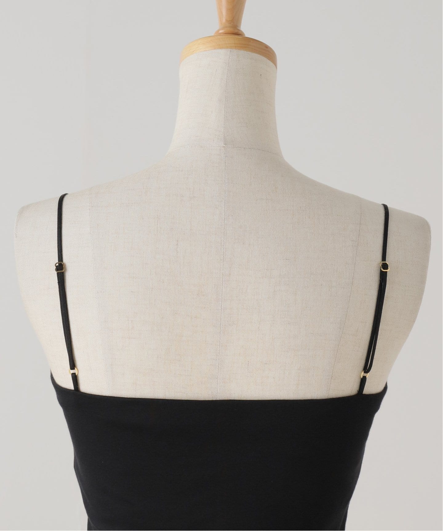 LALA VIE/ララヴィ】 CROPPED キャミソール（キャミソール）｜Deuxieme