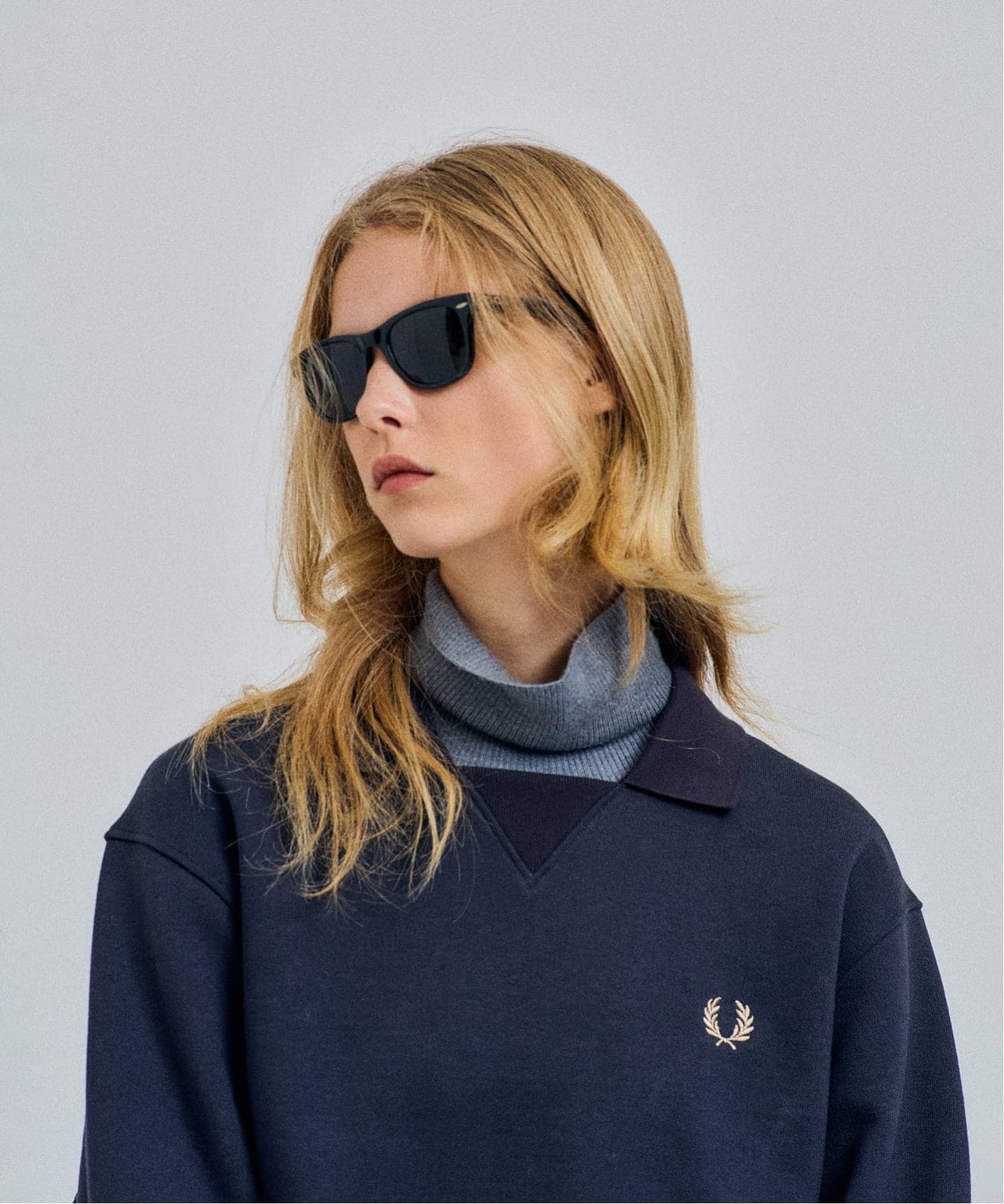 FRED PERRY / フレッドペリー 別注 フットボール カラー スウェット