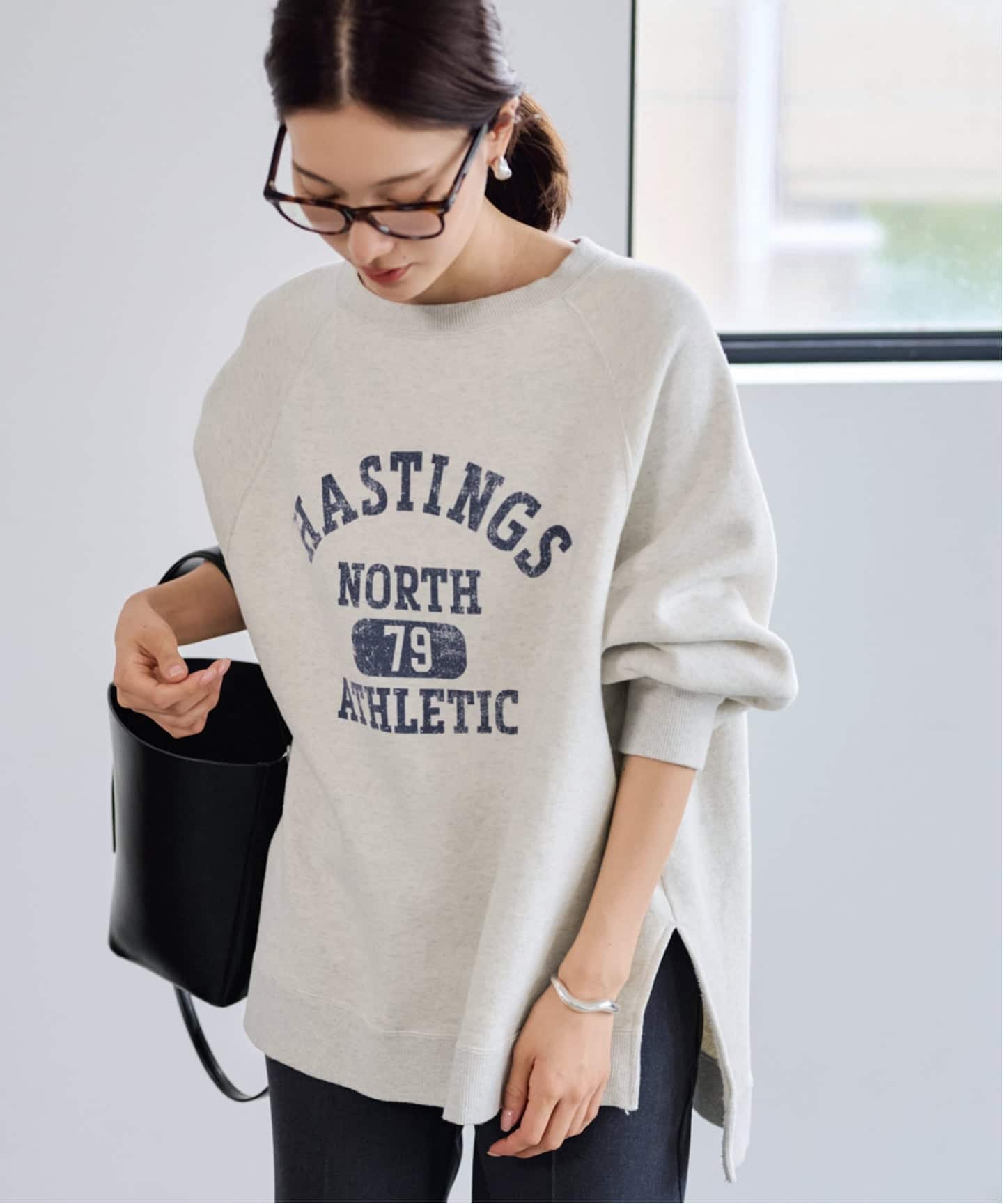 ラグランポンチョプリントスエット（スウェット）｜FRAMeWORK