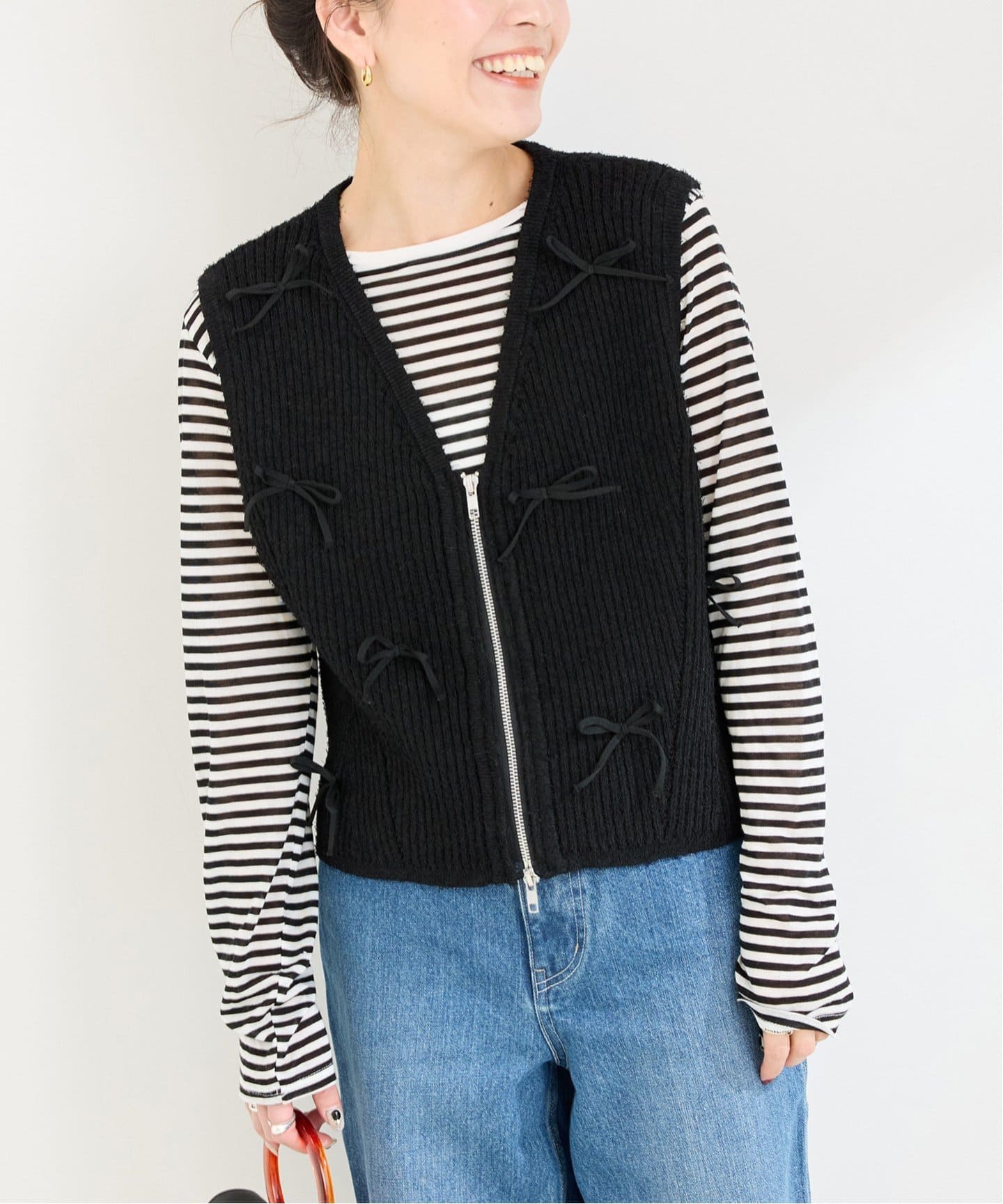 リボンモチーフ付きベスト（ベスト）｜B.C STOCK（ベーセーストック