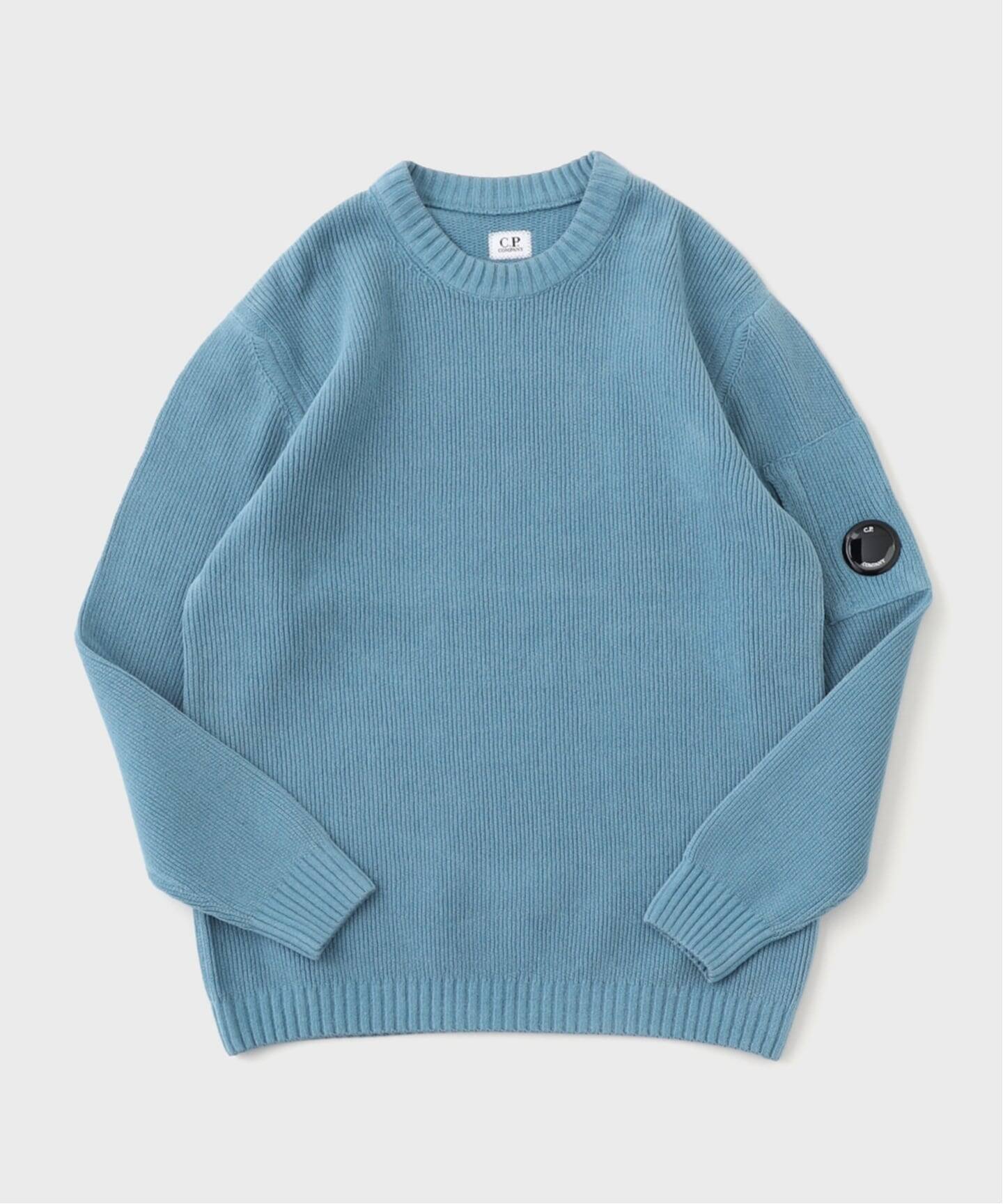 C.P. Company / シーピーカンパニー KNW CREW NECK IN CHENILLE COTTON