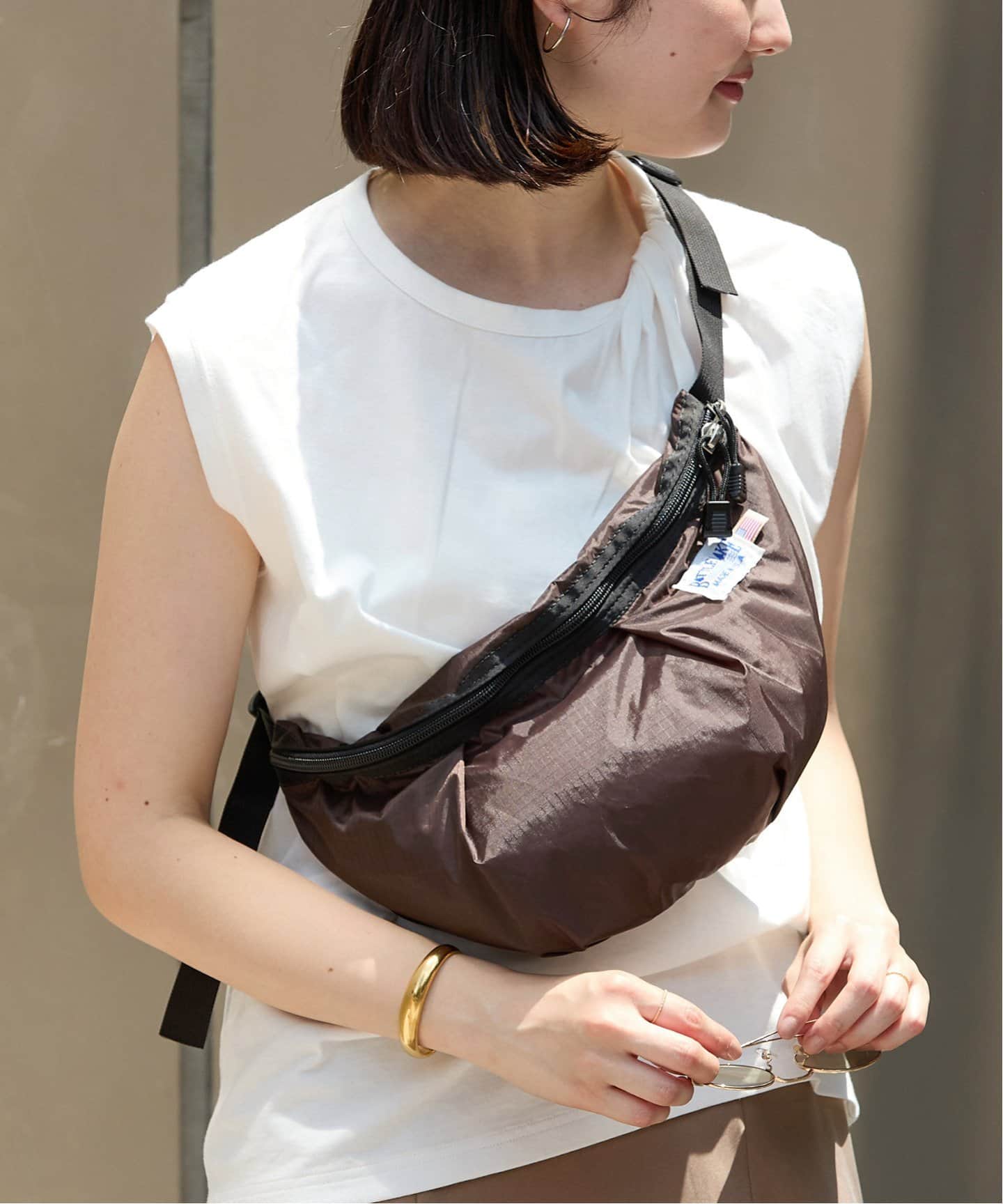 BATTLE LAKE / バトルレイク BANANA ショルダーバッグ（ショルダー