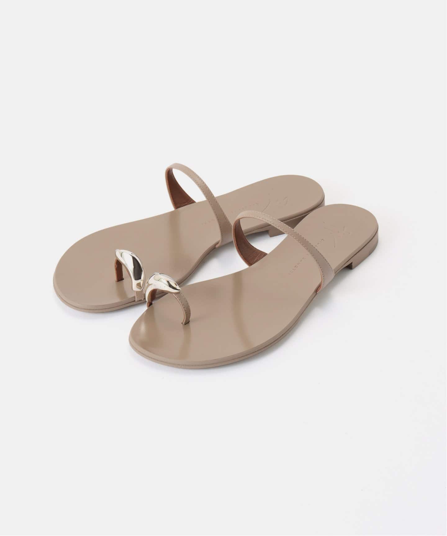 GIUSEPPE ZANOTTI/ジュゼッペ ザノッティ】 SILVER PLATE FLAT SANDAL