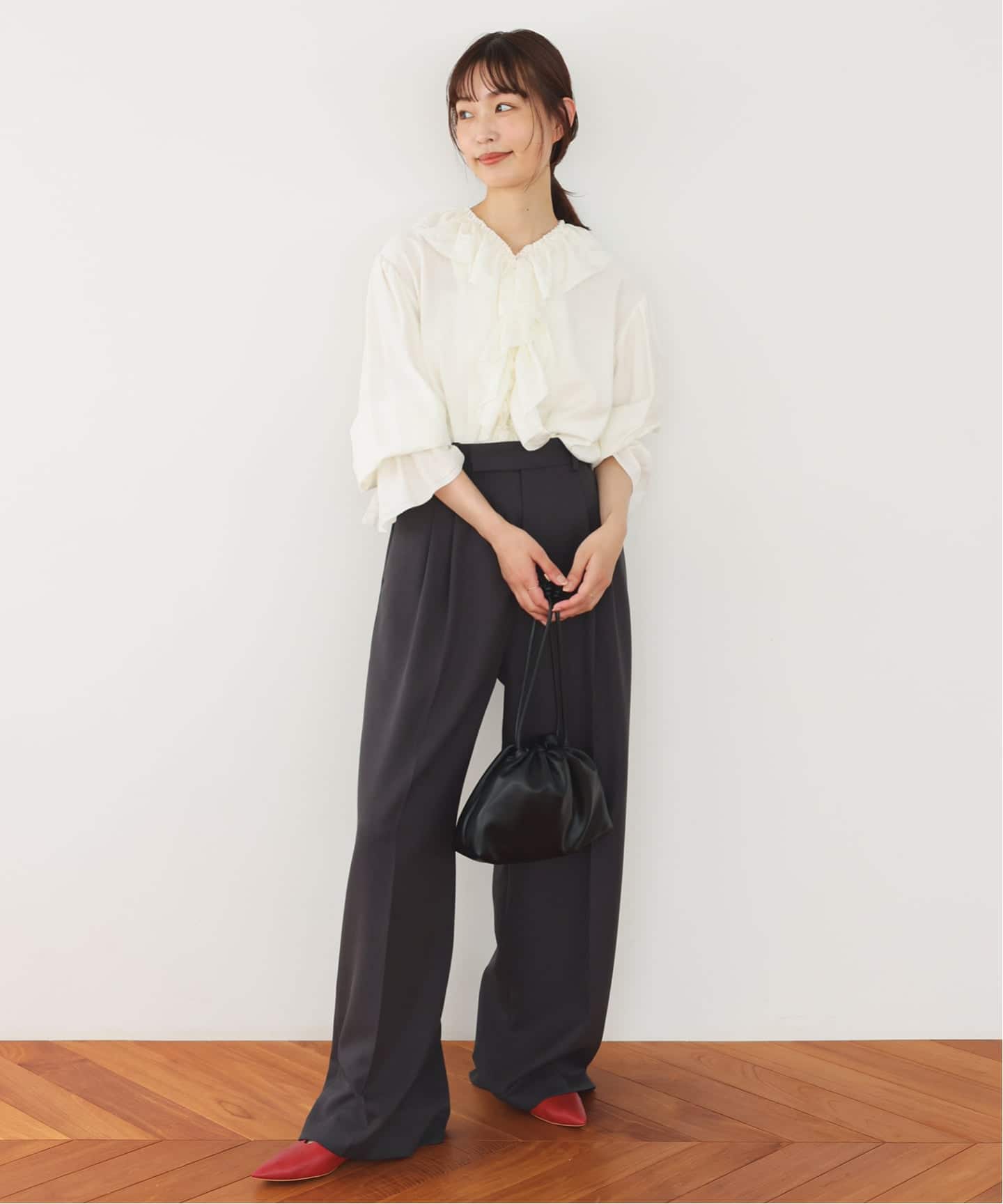 一部WEB限定/追加》BONITAS/ボニータス レザーポインテッドパンプス