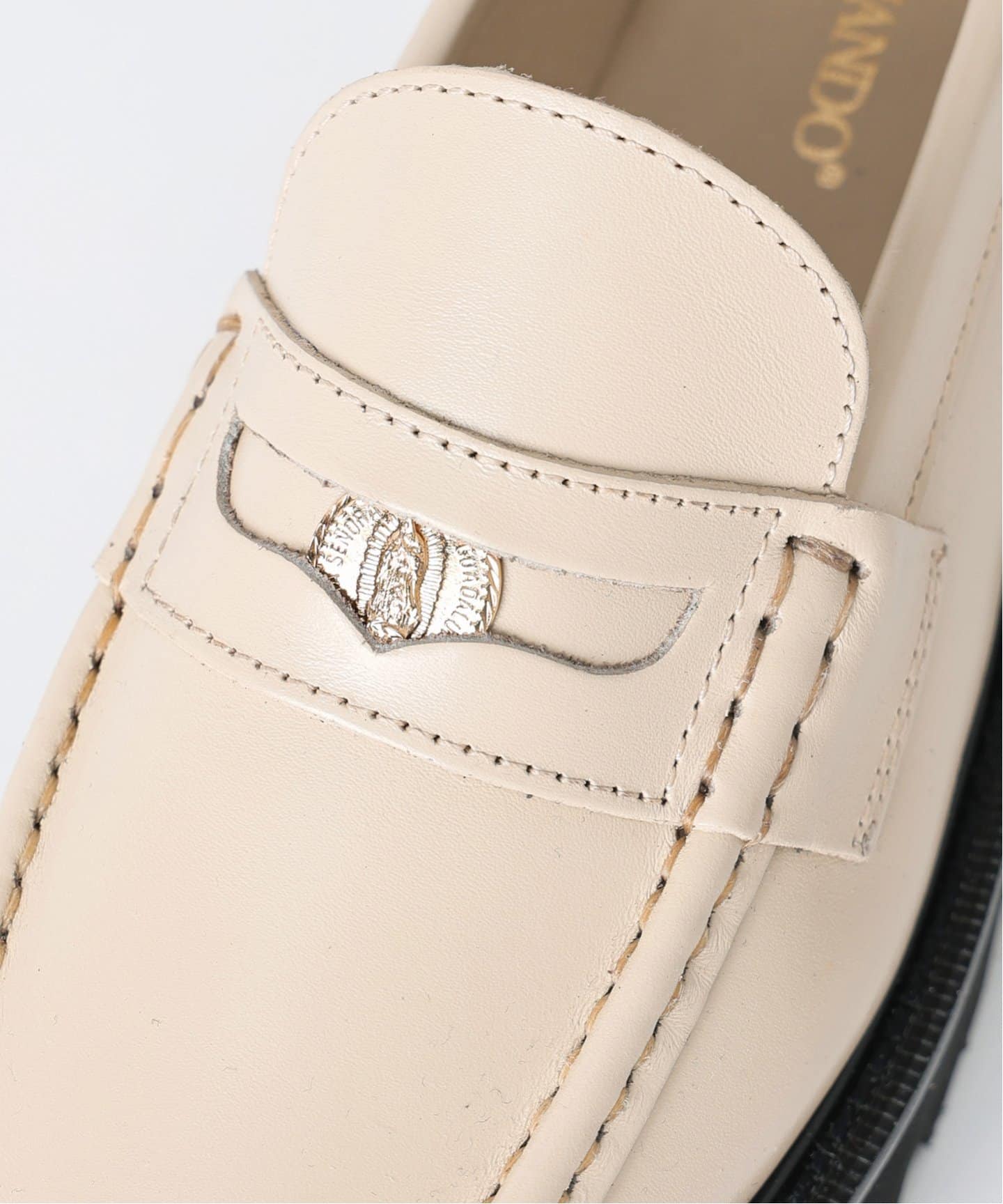 CAMINANDO（カミナンド）別注ボリュームソールコインローファー