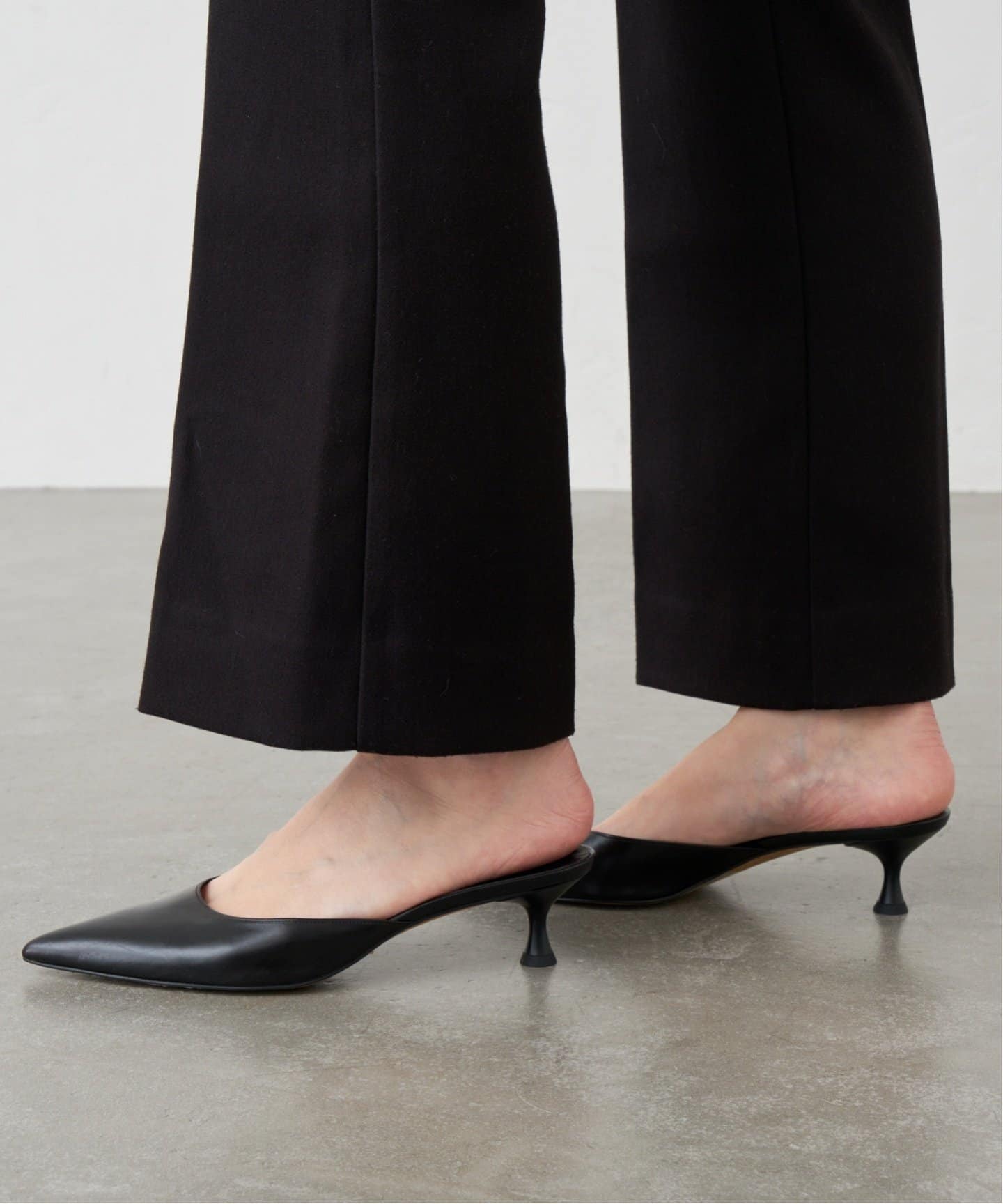 GRISE4.5cmレザーポインテッドミュール（その他シューズ）｜LE TALON