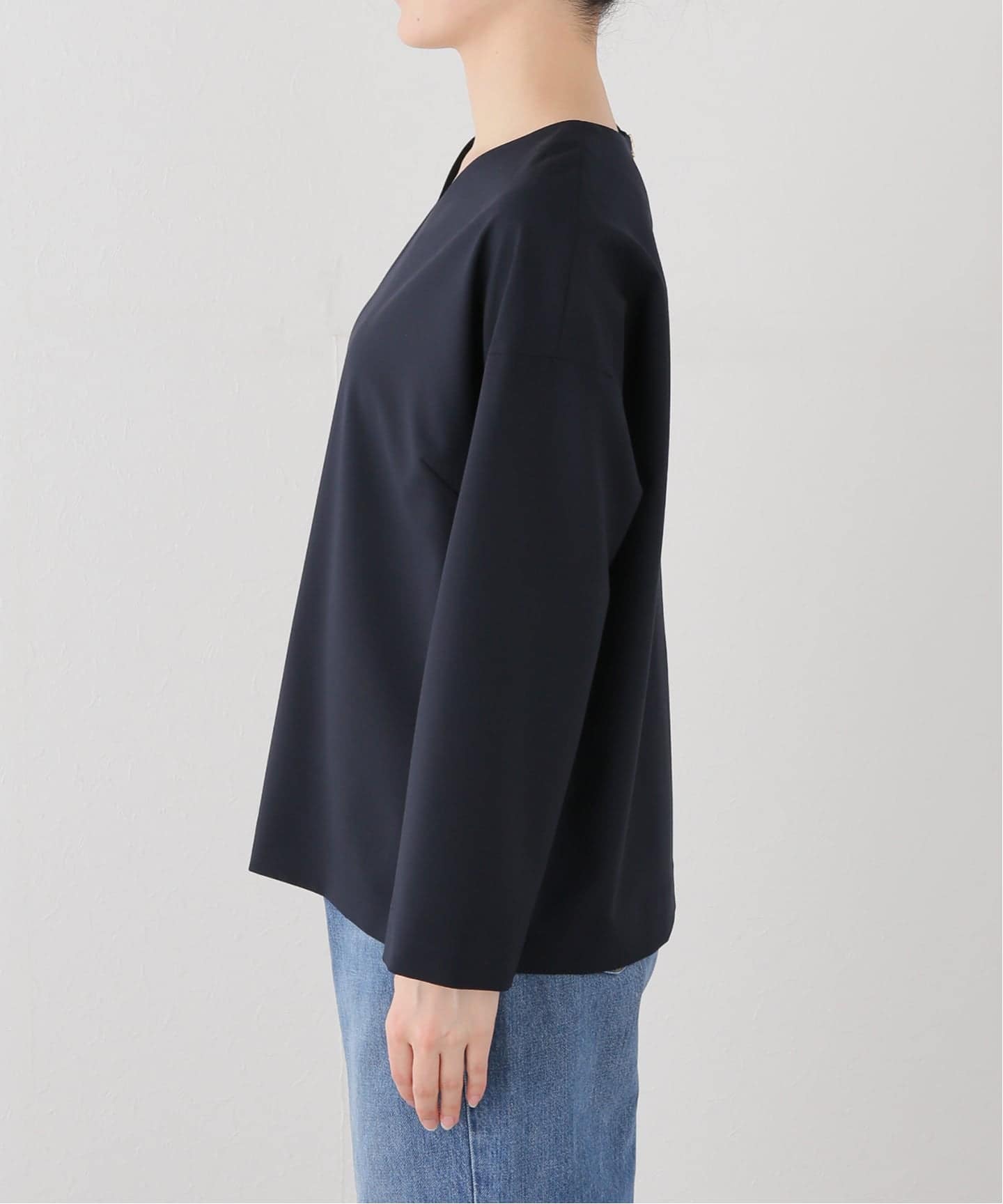 COL PIERROT/コル ピエロ】 Back Zip V-neck Blouse（シャツ／ブラウス