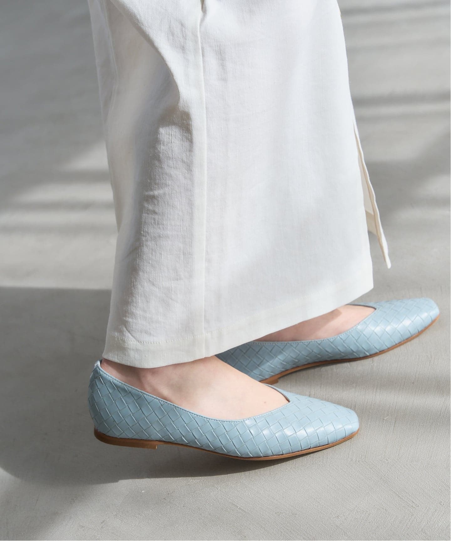 ≪追加≫スクエアVカットフラット（フラットシューズ）｜LE TALON（ル