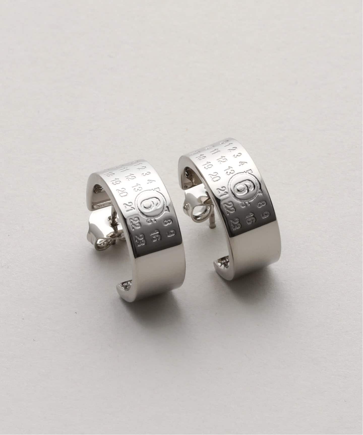 MM6 Maison Margiela/エムエム6 メゾン マルジェラ Minimal logo 8mm