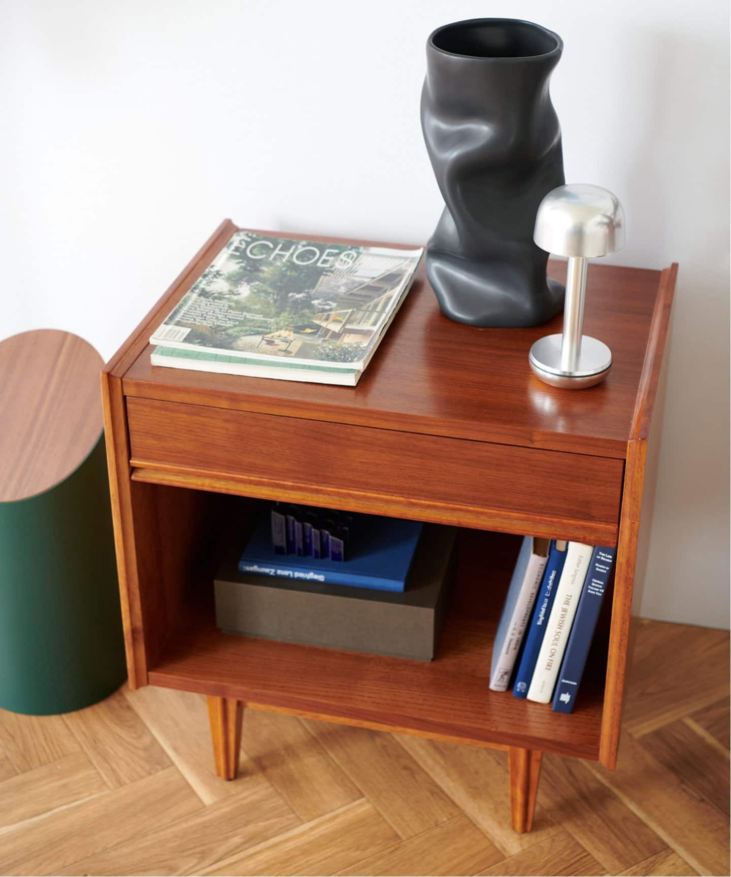 大型商品》TRESTLES NIGHT STAND トラッセルナイトスタンド（収納家具