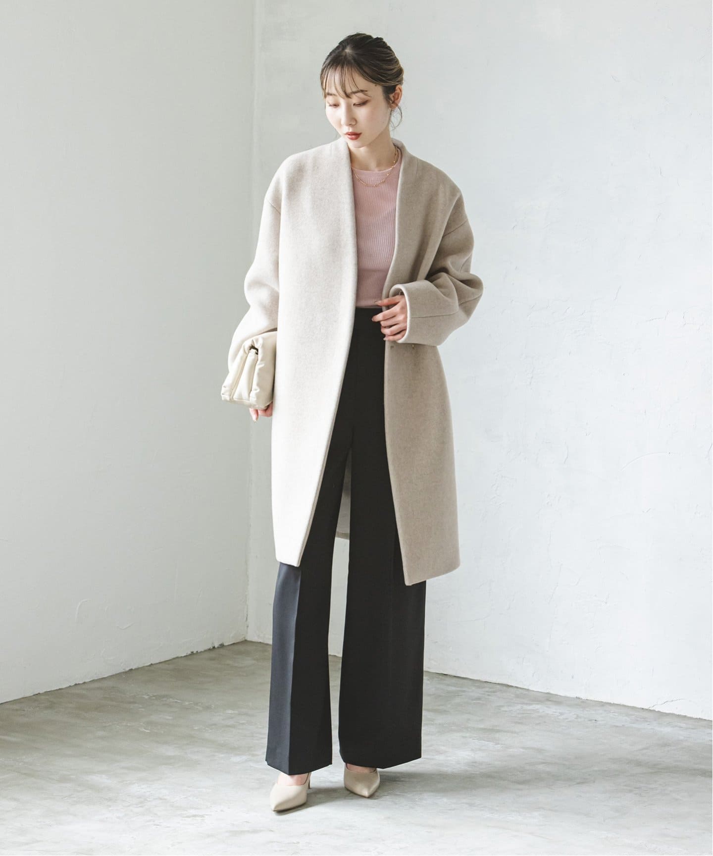 MTRウールカシミヤミニマルVコート（ノーカラーコート）｜NOBLE