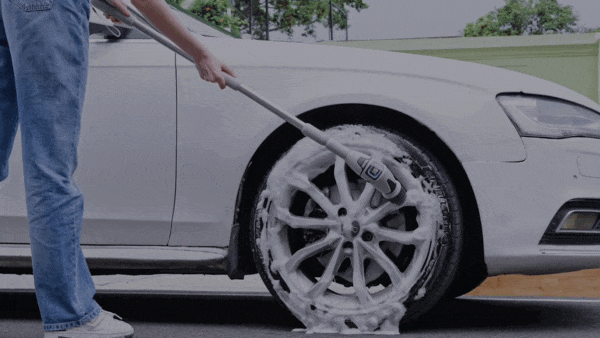 全方位の強力清掃！10種アタッチメント搭載の電動クリーナー「SD-809