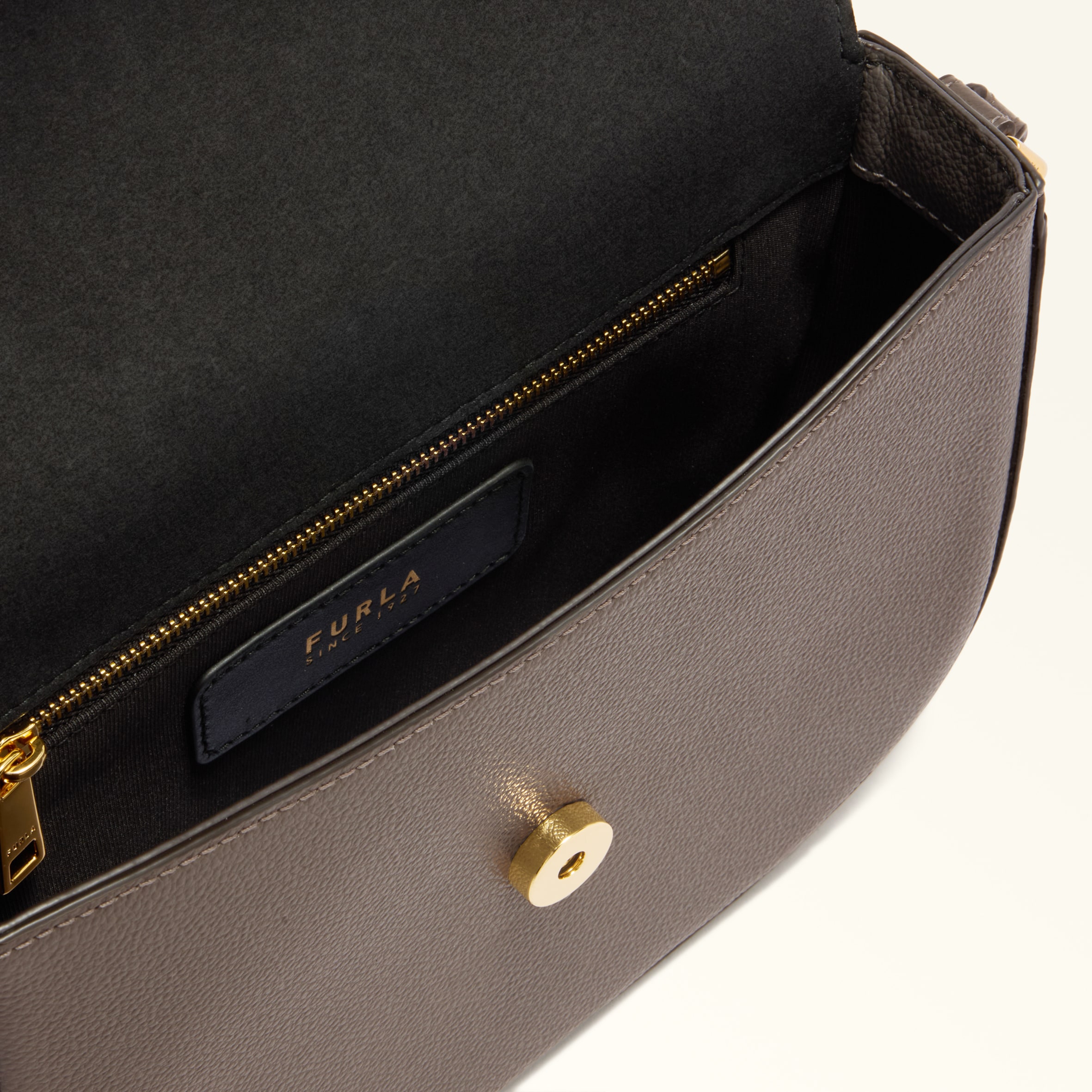 クロスボディ S URBAN GRAY Furla Moonlight | Furla JP