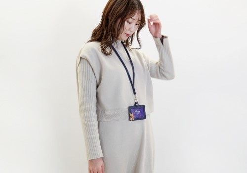 ネックストラップ付き「パスケース（ネイビー）」 - 神戸経済新聞