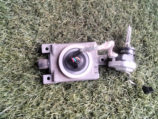 中古トラック部品 ヘッドライト右 いすゞ フォワード | 中古トラック