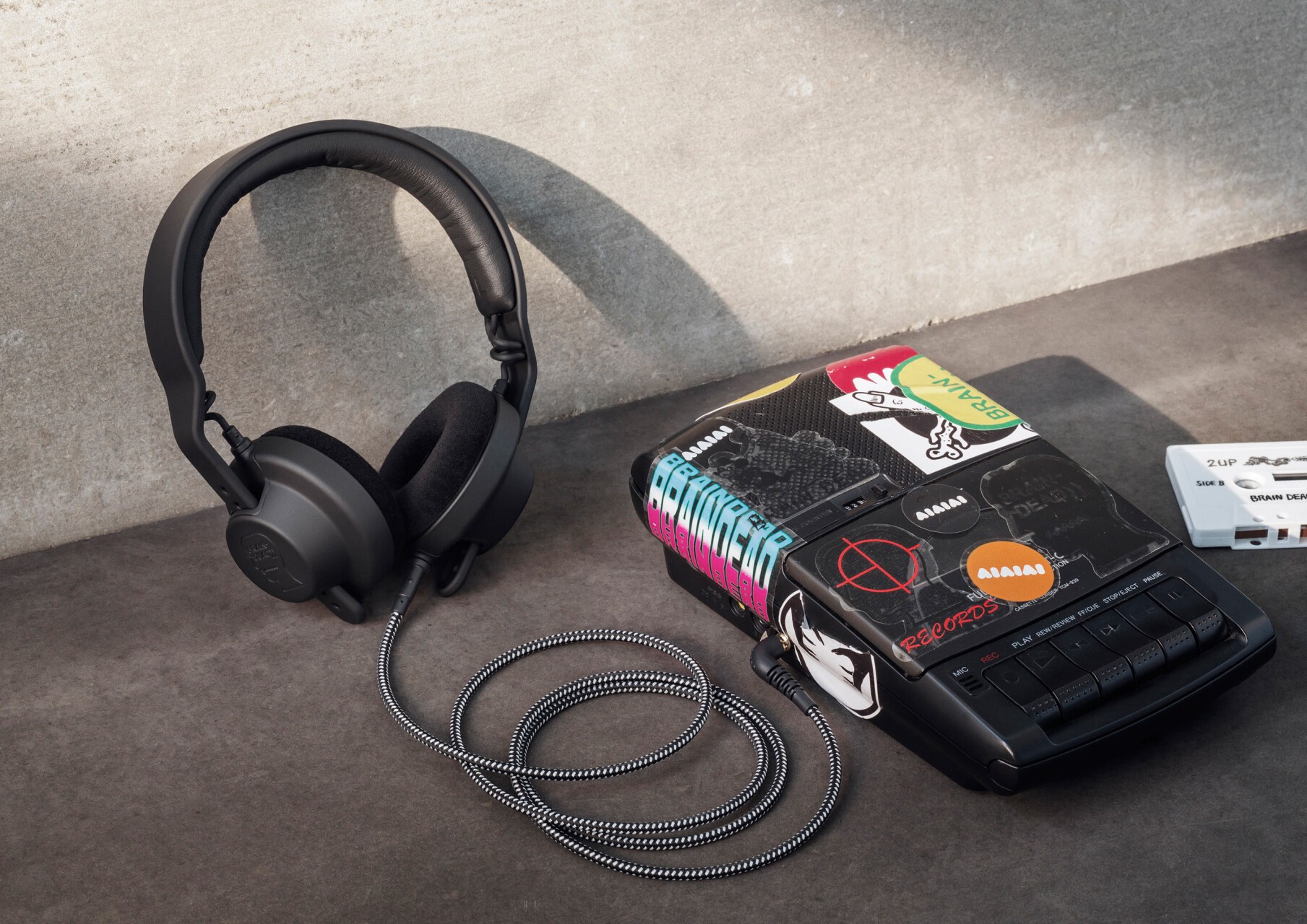 iFLYER: AIAIAI × BRAIN DEAD、世界限定200台、日本限定20台で超レアな