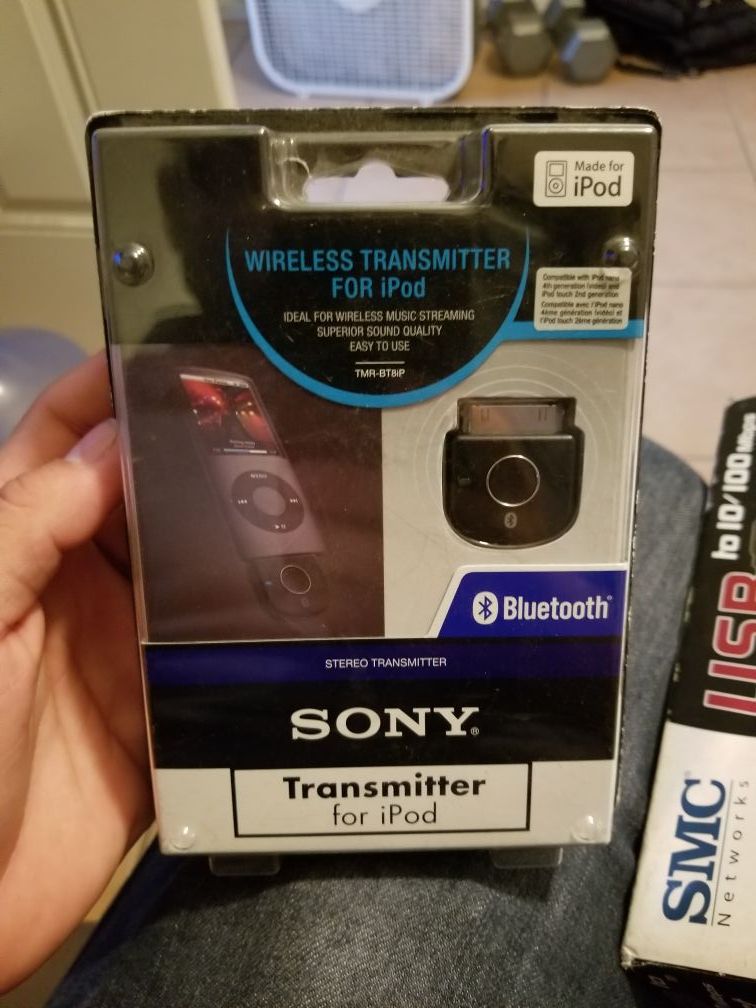 iPod Sony Bluetooth Transmitter (TMR-BT8iP) for Sale in Inglewood