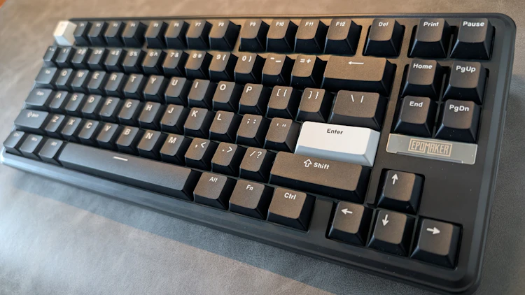 Epomaker P65をレビュー！フルアルミ×静音の高コスパ65%キーボード